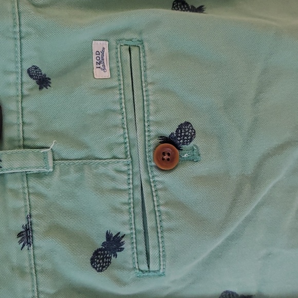IZOD Salt Water pineapple men's shorts size 34 - Picture 3 of 6